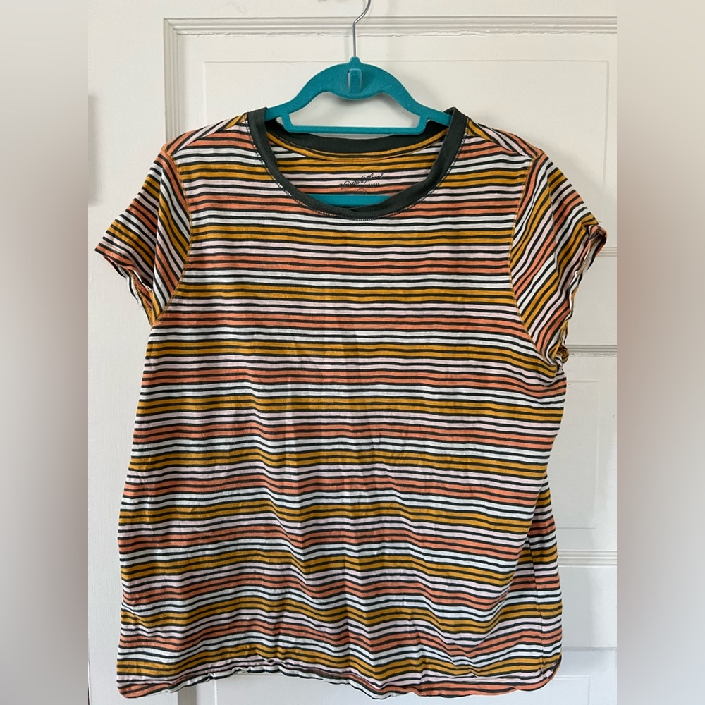 Universal Threads Striped tee